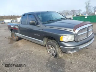 2002 Dodge 1500 with VIN 3D7HU18N52G158402, listed as a IAAI auction lot 42100701 with 170,673 mi miles. Bid and sale history available at carsss.com. Image 1.