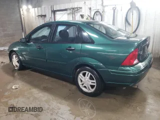 2000 Ford Focus SE with VIN 1FAFP3432YW312878, listed as a Copart auction lot 45812005 with 164,560 mi miles and Salvage Title. Bid and sale history available at carsss.com. Image 2.