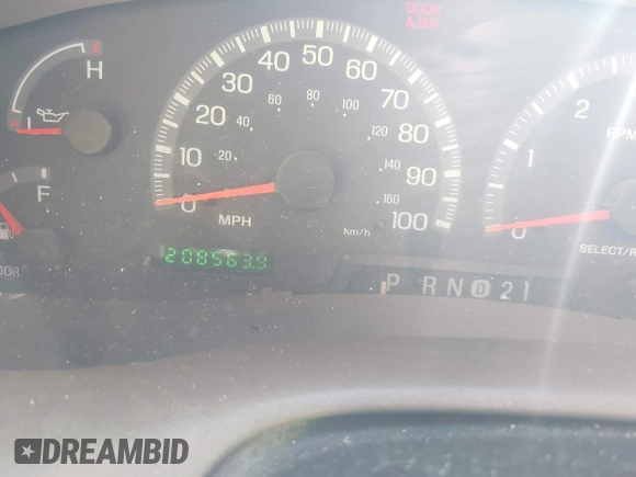 2000 Ford F-150 XL with VIN 1FTRX18L7YNA42980, listed as a IAAI auction lot 42273446 with 208,563 mi miles and . Bid and sale history available at DreamBid. Image 7.