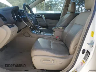 2010 Toyota Highlander Sport с VIN 5TDEK3EH1AS003021, выставлен на аукционе Copart как лот 78787504 с пробегом 161 208 миль миль и Списание • Salvage title. История ставок и продаж доступна на DreamBid. Изображение 7.