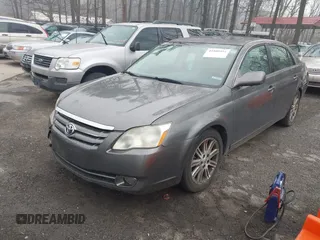 2007 Toyota Avalon XL with VIN 4T1BK36B47U171569, listed as a IAAI auction lot 41800454 with 237,627 mi miles. Bid and sale history available at carsss.com. Image 2.