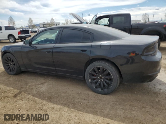 2015 Dodge Charger SXT z VIN 2C3CDXJG6FH765910, wystawiony jako Copart lot #51431385 z przebiegiem 126 761 mil mil oraz Czysty tytuł • Clean title. Historia ofert i sprzedaży dostępna na DreamBid. Obrazek 2.