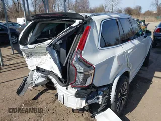 2021 Volvo XC90 Momentum with VIN YV4102PK5M1728451, listed as a IAAI auction lot 41770359 with 69,270 mi miles. Bid and sale history available at carsss.com. Image 6.