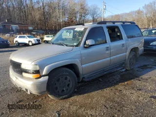 2005 Chevrolet Suburban LS with VIN 3GNFK16Z85G142736, listed as a Copart auction lot 83031644 with 0 mi miles and Salvage Title. Bid and sale history available at carsss.com. Image 1.