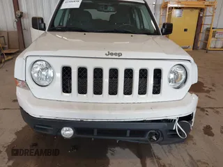 2016 Jeep Patriot High Altitude с VIN 1C4NJRFB4GD658942, выставлен на аукционе IAAI как лот 42306838 с пробегом 111 792 миль миль и . История ставок и продаж доступна на DreamBid. Изображение 6.