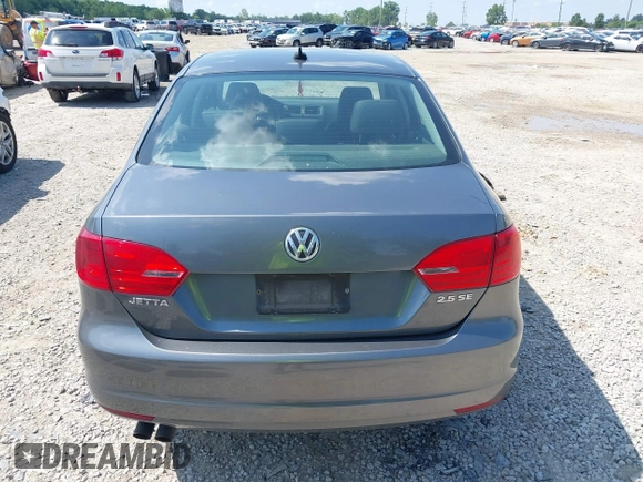2013 Volkswagen Jetta SE with VIN 3VWDP7AJ9DM370201, listed as a IAAI auction lot 42562810 with 165,991 mi miles and . Bid and sale history available at DreamBid. Image 16.