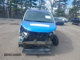 2016 Nissan NV200 S z VIN 3N6CM0KN3GK695049, wystawiony jako IAAI lot #41785058 z przebiegiem 153 389 mil mil oraz . Historia ofert i sprzedaży dostępna na DreamBid. Obrazek 13.