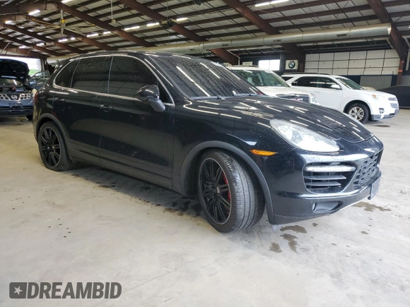 2012 Porsche Cayenne Turbo z VIN WP1AC2A24CLA81660, wystawiony jako Copart lot #58200545 z przebiegiem 161 651 mil mil oraz Czysty tytuł • Clean title. Historia ofert i sprzedaży dostępna na DreamBid. Obrazek 4.