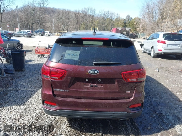 2019 Kia Sorento L with VIN 5XYPG4A32KG447551, listed as a IAAI auction lot 41751426 with 46,045 mi miles. Bid and sale history available at carsss.com. Image 17.