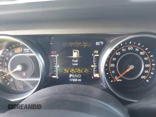 2021 Jeep Wrangler Unlimited Sport S with VIN 1C4HJXDN4MW669387, listed as a IAAI auction lot 41889814 with 17,333 mi miles and . Bid and sale history available at DreamBid. Image 7.