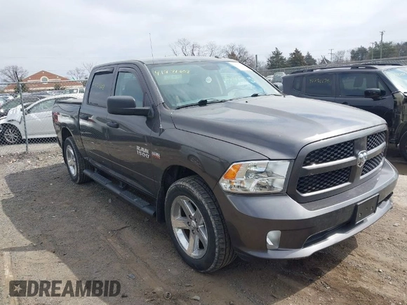 2017 Ram 1500 Express z VIN 3C6RR7KT2HG796410, wystawiony jako IAAI lot #41771608 z przebiegiem 140 662 mil mil oraz . Historia ofert i sprzedaży dostępna na DreamBid. Obrazek 1.