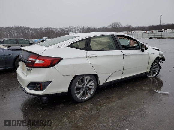 2018 Honda Clarity Plug-In Hybrid Touring with VIN JHMZC5F32JC008354, listed as a Copart auction lot 39157034 with 22,412 mi miles. Bid and sale history available at carsss.com. Image 3.