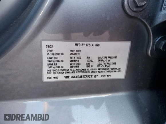 2024 Tesla Model Y Long Range z VIN 7SAYGAEEXRF211507, wystawiony jako Copart lot #56432715 z przebiegiem Nie podano mil oraz Szkoda całkowita • Salvage title. Historia ofert i sprzedaży dostępna na DreamBid. Obrazek 13.