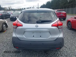 2020 Nissan Kicks S z VIN 3N1CP5BV6LL492817, wystawiony jako IAAI lot #41940178 z przebiegiem 52 327 mil mil oraz . Historia ofert i sprzedaży dostępna na DreamBid. Obrazek 17.