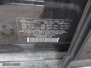 2021 Hyundai Ioniq Electric Limited with VIN KMHC85LJ1MU079180, listed as a IAAI auction lot 41503959 with 33,679 mi miles. Bid and sale history available at carsss.com. Image 9.