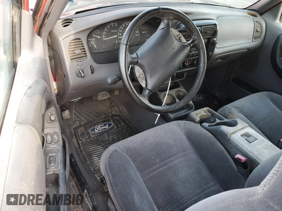 2000 Ford Ranger XL with VIN 1FTZR15V2YPB11238, listed as a Copart auction lot 53268035 with 154,107 mi miles and Clean Title. Bid and sale history available at DreamBid. Image 8.