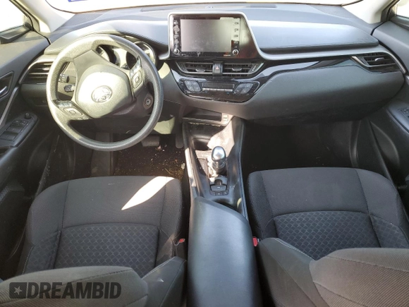 2021 Toyota C-HR LE z VIN JTNKHMBX2M1111227, wystawiony jako Copart lot #51603515 z przebiegiem 73 192 mil mil oraz Czysty tytuł • Clean title. Historia ofert i sprzedaży dostępna na DreamBid. Obrazek 8.
