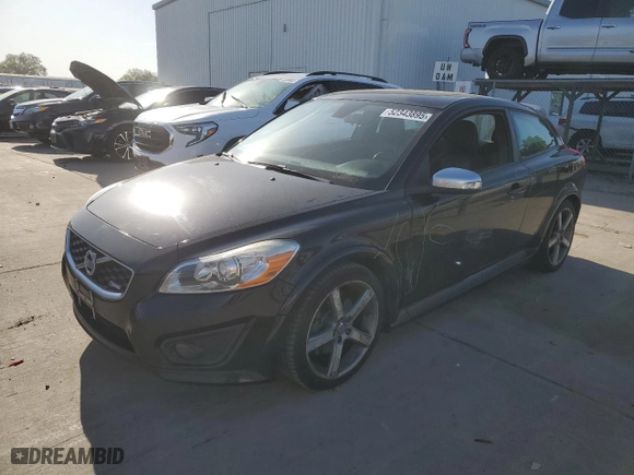 2011 Volvo C30 with VIN YV1672MK6B2225909, listed as a Copart auction lot 52343895 with 157,954 mi miles and Salvage Title. Bid and sale history available at carsss.com. Image 1.