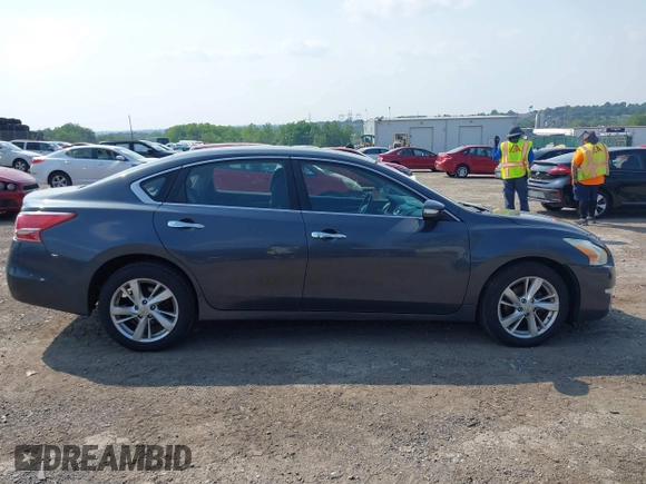2013 Nissan Altima SL with VIN 1N4AL3AP7DC137780, listed as a IAAI auction lot 42482054 with 123,835 mi miles and . Bid and sale history available at DreamBid. Image 12.