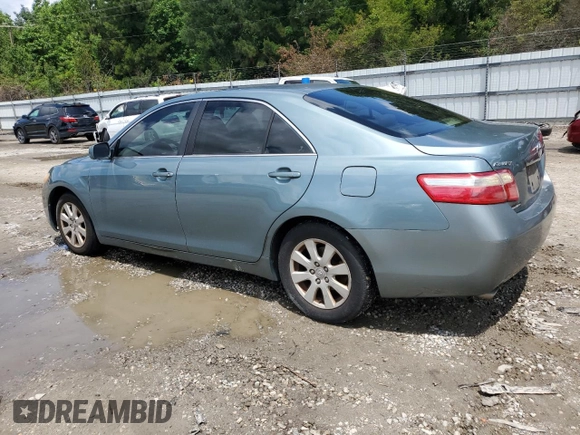 2008 Toyota Camry LE z VIN 4T1BK46K88U575417, wystawiony jako Copart lot #59084185 z przebiegiem 242 347 mil mil oraz Czysty tytuł • Clean title. Historia ofert i sprzedaży dostępna na DreamBid. Obrazek 2.