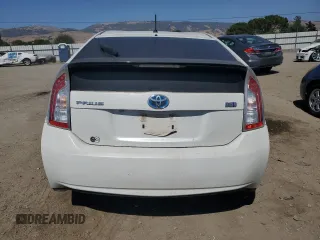 2015 Toyota Prius Four with VIN JTDKN3DU9F0475101, listed as a Copart auction lot 61966235 with 216,518 mi miles and Salvage title. Bid and sale history available at DreamBid. Image 6.