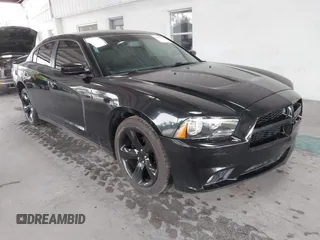 2014 Dodge Charger SXT Plus с VIN 2C3CDXHG2EH330824, выставлен на аукционе IAAI как лот 42631965 с пробегом 171 484 миль миль и . История ставок и продаж доступна на DreamBid. Изображение 1.