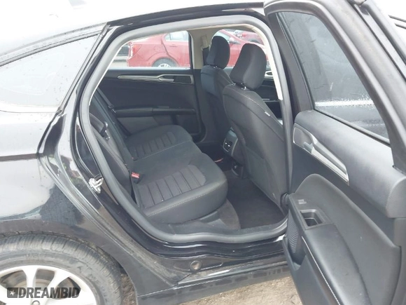 2020 Ford Fusion SE with VIN 3FA6P0HD3LR188567, listed as a IAAI auction lot 41494204 with 57,360 mi miles. Bid and sale history available at carsss.com. Image 8.
