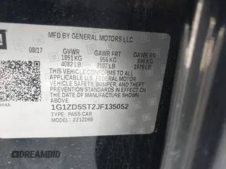 2018 Chevrolet Malibu LT with VIN 1G1ZD5ST2JF135052, listed as a IAAI auction lot 42088820 with 114,547 mi miles. Bid and sale history available at carsss.com. Image 9.