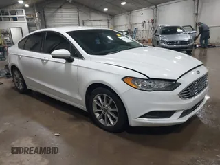 2017 Ford Fusion SE z VIN 3FA6P0HD3HR194067, wystawiony jako IAAI lot #41640745 z przebiegiem 71 065 mil mil oraz . Historia ofert i sprzedaży dostępna na DreamBid. Obrazek 1.