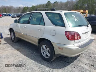 1999 Lexus RX 300 Luxury SUV with VIN JT6GF10U1X0026761, listed as a IAAI auction lot 41810328 with 148,688 mi miles. Bid and sale history available at carsss.com. Image 3.