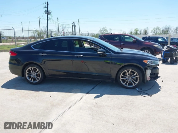 2019 Ford Fusion SEL with VIN 3FA6P0CD2KR113476, listed as a IAAI auction lot 41868614 with 86,650 mi miles. Bid and sale history available at carsss.com. Image 13.