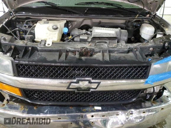 2006 Chevrolet Express Passenger with VIN 1GAHG35U161184548, listed as a Copart auction lot 83356414 with 164,196 mi miles and Clean title. Bid and sale history available at DreamBid. Image 12.