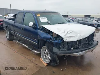 2000 Chevrolet Silverado 1500 LT with VIN 1GCEK19T9YE352379, listed as a IAAI auction lot 41306707 with 154,191 mi miles and . Bid and sale history available at DreamBid. Image 1.