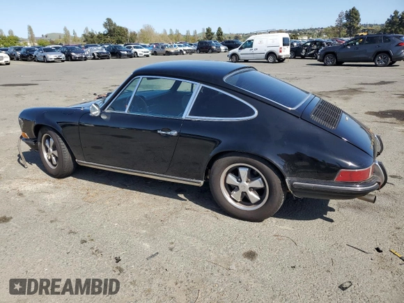 1971 Porsche 911 with VIN 9111120590, listed as a Copart auction lot 52559665 with 44,582 mi miles and Salvage title. Bid and sale history available at DreamBid. Image 2.