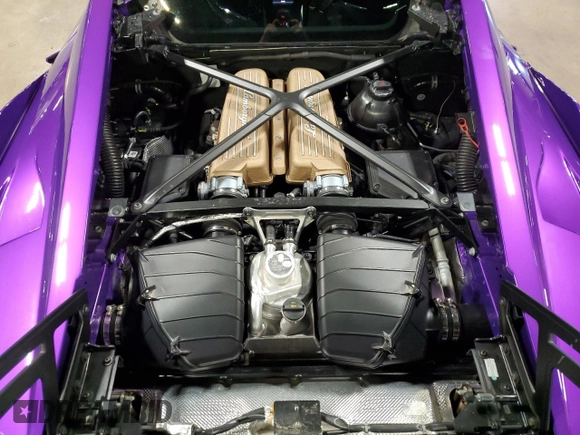 2023 Lamborghini Huracan z VIN ZHWUA6ZX7PLA21724, wystawiony jako Copart lot #78715274 z przebiegiem 1 203 mil mil oraz Szkoda całkowita • Salvage title. Historia ofert i sprzedaży dostępna na DreamBid. Obrazek 10.