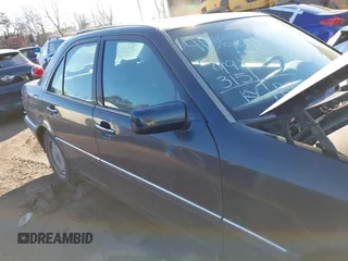 1998 Mercedes-Benz C 230/260/280/320 with VIN WDBHA23G1WA629062, listed as a IAAI auction lot 41562213 with 99,315 mi miles and . Bid and sale history available at carsss.com. Image 6.