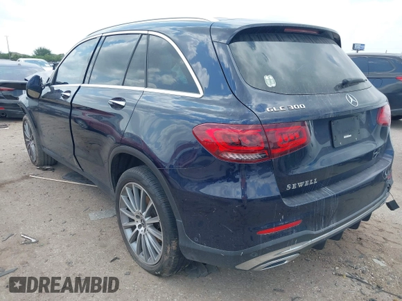 2022 Mercedes-Benz GLC 300 with VIN W1N0G8DBXNG074877, listed as a IAAI auction lot 42166865 with 56,503 mi miles and . Bid and sale history available at DreamBid. Image 3.