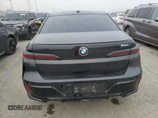 2024 BMW 7 Series 740i с VIN WBA23EH03RCP67352, выставлен на аукционе Copart как лот 78083904 с пробегом 2 871 миль миль и Чистый • Clean title. История ставок и продаж доступна на DreamBid. Изображение 6.