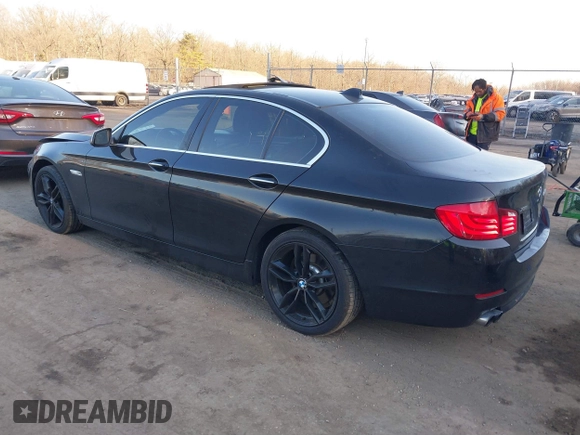 2013 BMW 5 Series 528i xDrive with VIN WBAXH5C58DD107515, listed as a IAAI auction lot 41673214 with 115,726 mi miles. Bid and sale history available at carsss.com. Image 3.