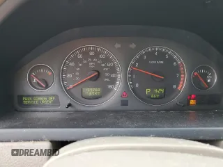 2005 Volvo XC90 с VIN YV1CM911051216648, выставлен на аукционе Copart как лот 60780645 с пробегом 157 260 миль миль и На запчасти • Non repairable. История ставок и продаж доступна на DreamBid. Изображение 9.