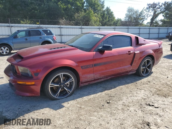2007 Ford Mustang GT Deluxe z VIN 1ZVFT82HX75243716, wystawiony jako Copart lot #60724335 z przebiegiem 83 323 mil mil oraz Szkoda całkowita • Salvage title. Historia ofert i sprzedaży dostępna na DreamBid. Obrazek 1.