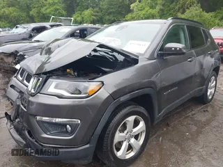 2018 Jeep Compass Latitude with VIN 3C4NJDBB5JT337129, listed as a IAAI auction lot 42330631 with 126,827 mi miles and . Bid and sale history available at DreamBid. Image 16.