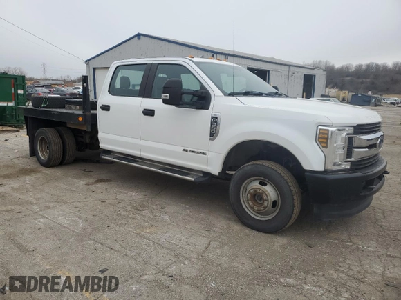 2019 Ford F-350 XL with VIN 1FD8W3HT6KEE55194, listed as a Copart auction lot 52143265 with 248,862 mi miles and Clean Title. Bid and sale history available at DreamBid. Image 5.
