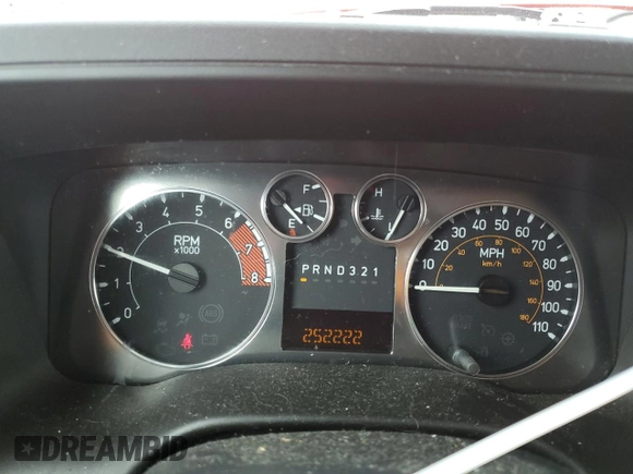 2006 Hummer H3 with VIN 5GTDN136068260233, listed as a Copart auction lot 70029684 with 252,222 mi miles and Salvage Title. Bid and sale history available at carsss.com. Image 9.