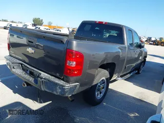 2011 Chevrolet Silverado 1500 LT with VIN 1GCRCSEA9BZ137903, listed as a IAAI auction lot 41392853 with 224,507 mi miles and . Bid and sale history available at DreamBid. Image 4.