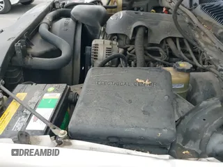 2002 Chevrolet Silverado 1500 LS с VIN 2GCEK19T721313718, выставлен на аукционе IAAI как лот 42677502 с пробегом 147 978 миль миль и . История ставок и продаж доступна на DreamBid. Изображение 19.
