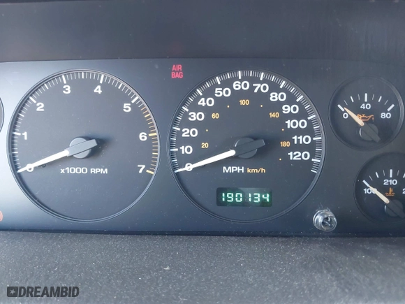 1999 Jeep Grand Cherokee Laredo with VIN 1J4GW58NXXC623753, listed as a IAAI auction lot 41685540 with 190,134 mi miles. Bid and sale history available at carsss.com. Image 7.