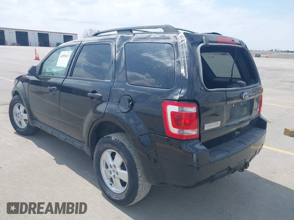 2012 Ford Escape XLT z VIN 1FMCU9DG0CKA83804, wystawiony jako IAAI lot #42099423 z przebiegiem Nie podano mil oraz . Historia ofert i sprzedaży dostępna na DreamBid. Obrazek 3.