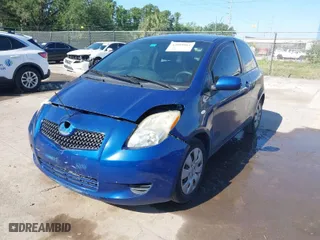 2008 Toyota Yaris with VIN JTDJT923485205083, listed as a IAAI auction lot 42009061 with 224,438 mi miles. Bid and sale history available at carsss.com. Image 2.
