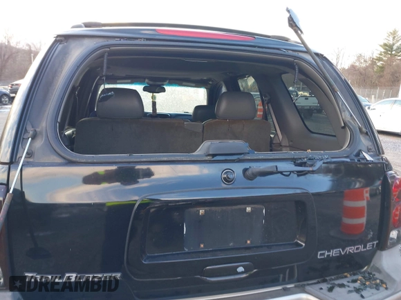 2002 Chevrolet TrailBlazer LTZ with VIN 1GNDT13S622520424, listed as a IAAI auction lot 41249749 with 217,711 mi miles and . Bid and sale history available at DreamBid. Image 6.